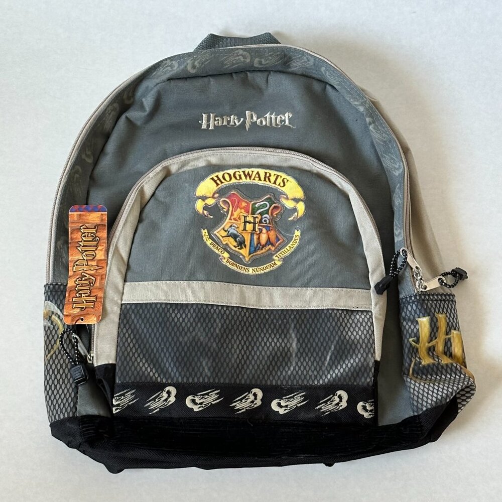 NWT Harry Potter Hogwarts Crest Gray Backpack